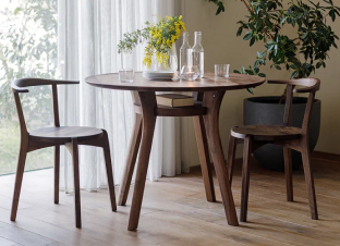 AGILE Circle Dining Table