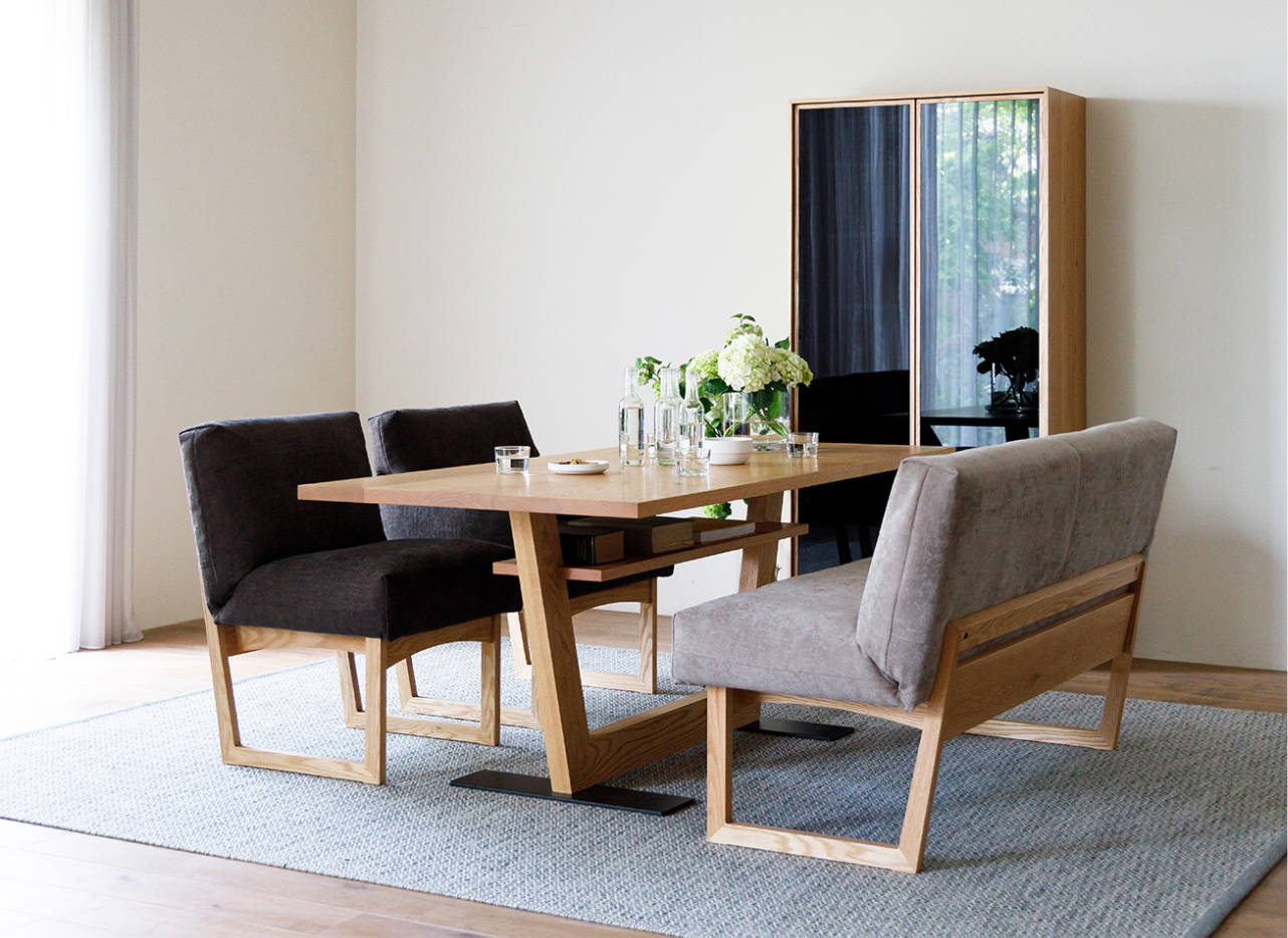 LIBERIA PLUS Dining Table
