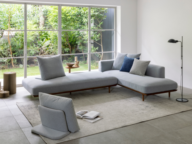 Sofa LC060